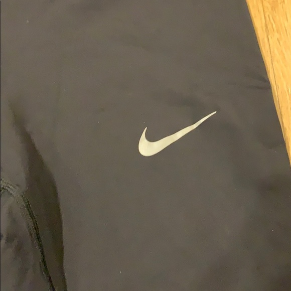 Nike Workout Crop Leggings - Picture 4 of 12